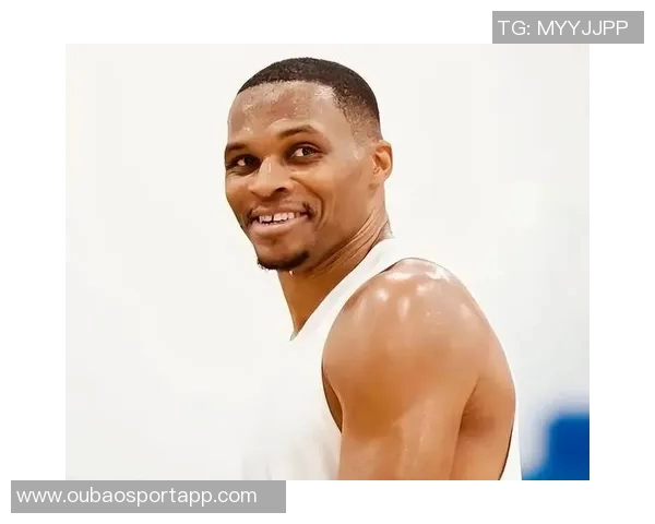 杜兰特称赞威少传奇地位呼吁他继续留在NBA赛场上